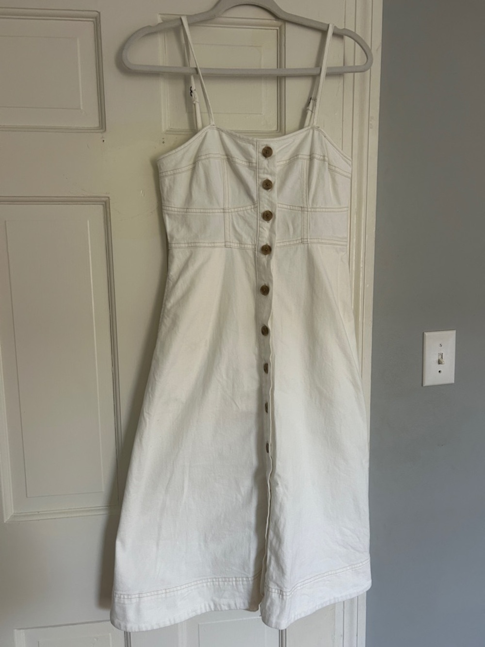 Women’s White Button-Front Midi Dress